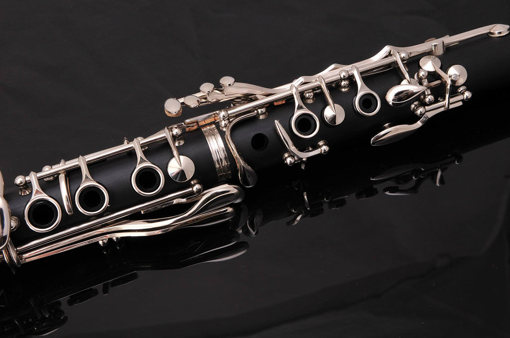 Black Clarinet with Second Barrel, 11 Reeds, 8 Pads, Case Z6653