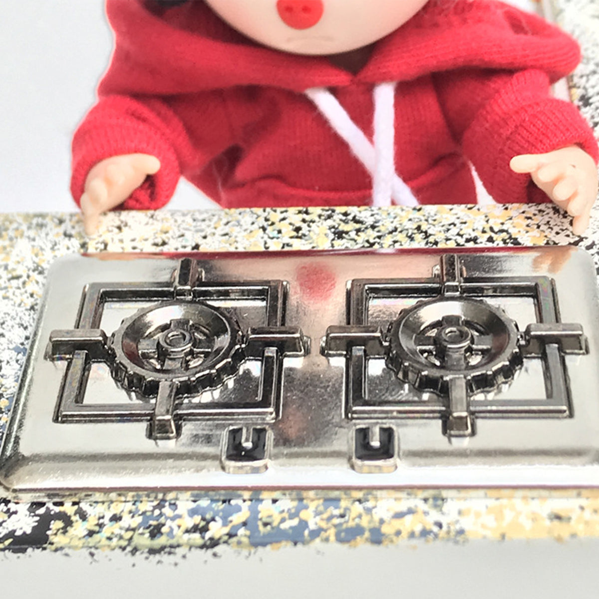 Metal Miniature Dollhouse Gas Stove L7761