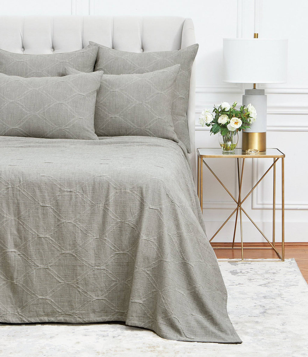 Queen Stone Matelasse Coverlet C64679