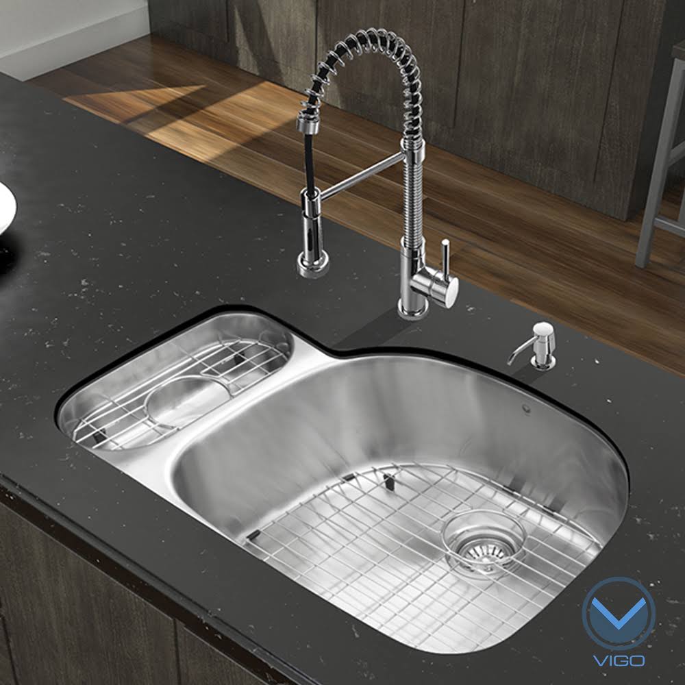32x22 Undermount Stainless Steel Kitchen Sink and Chrome Faucet Set N31963