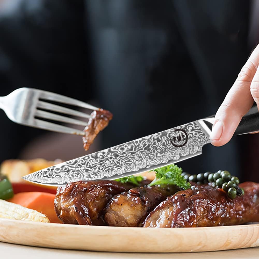 Set of 4 Non-Serrated Damascus Steak Knives with Case R68890