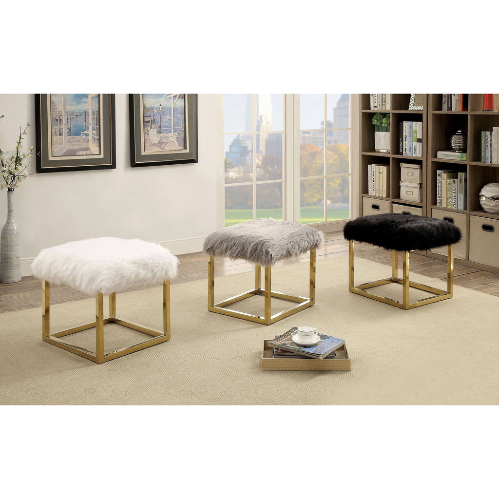 White Metal Bench X73312