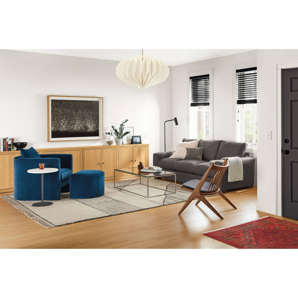 White Round End Table G229980
