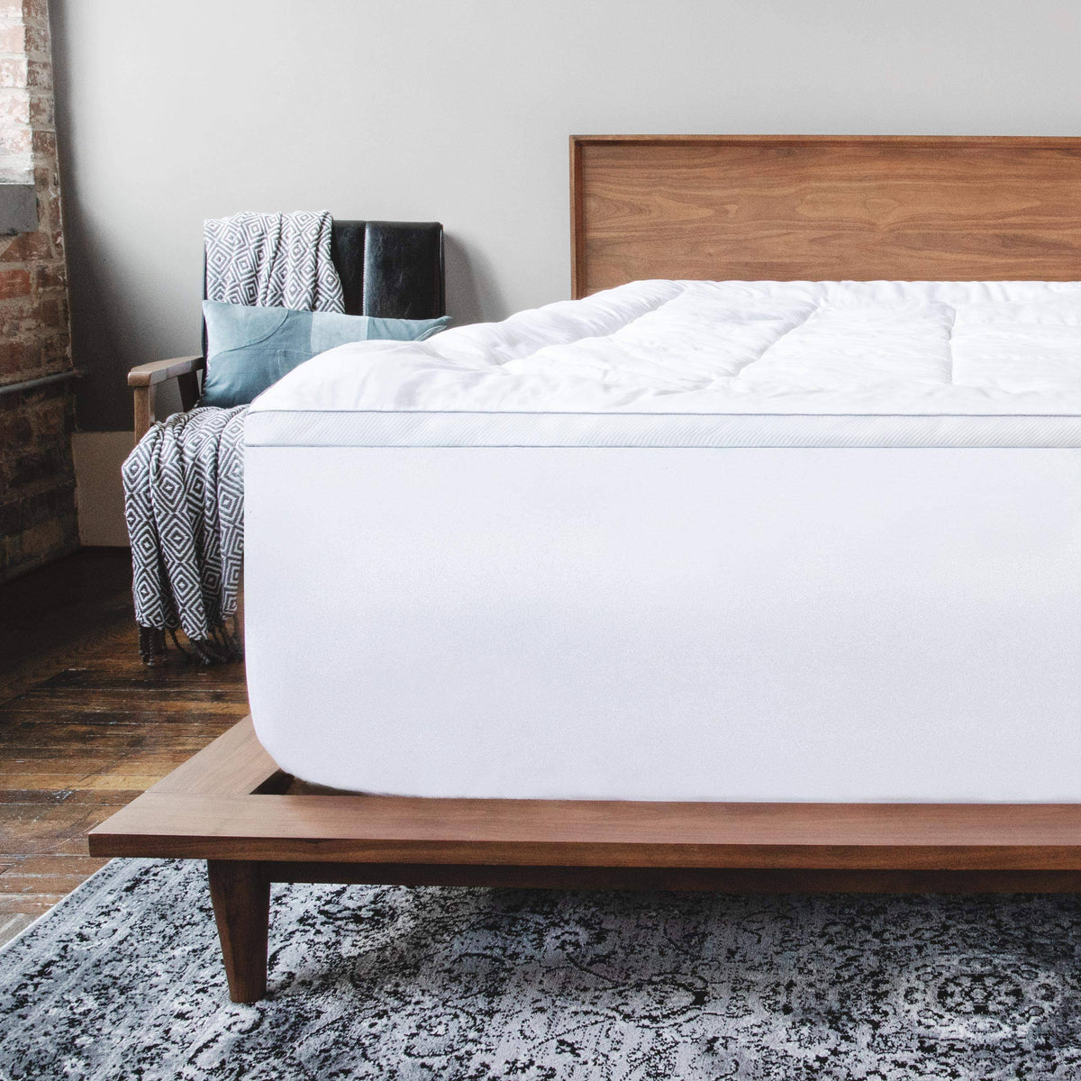 Cal King Gel Memory Foam Mattress Topper J739