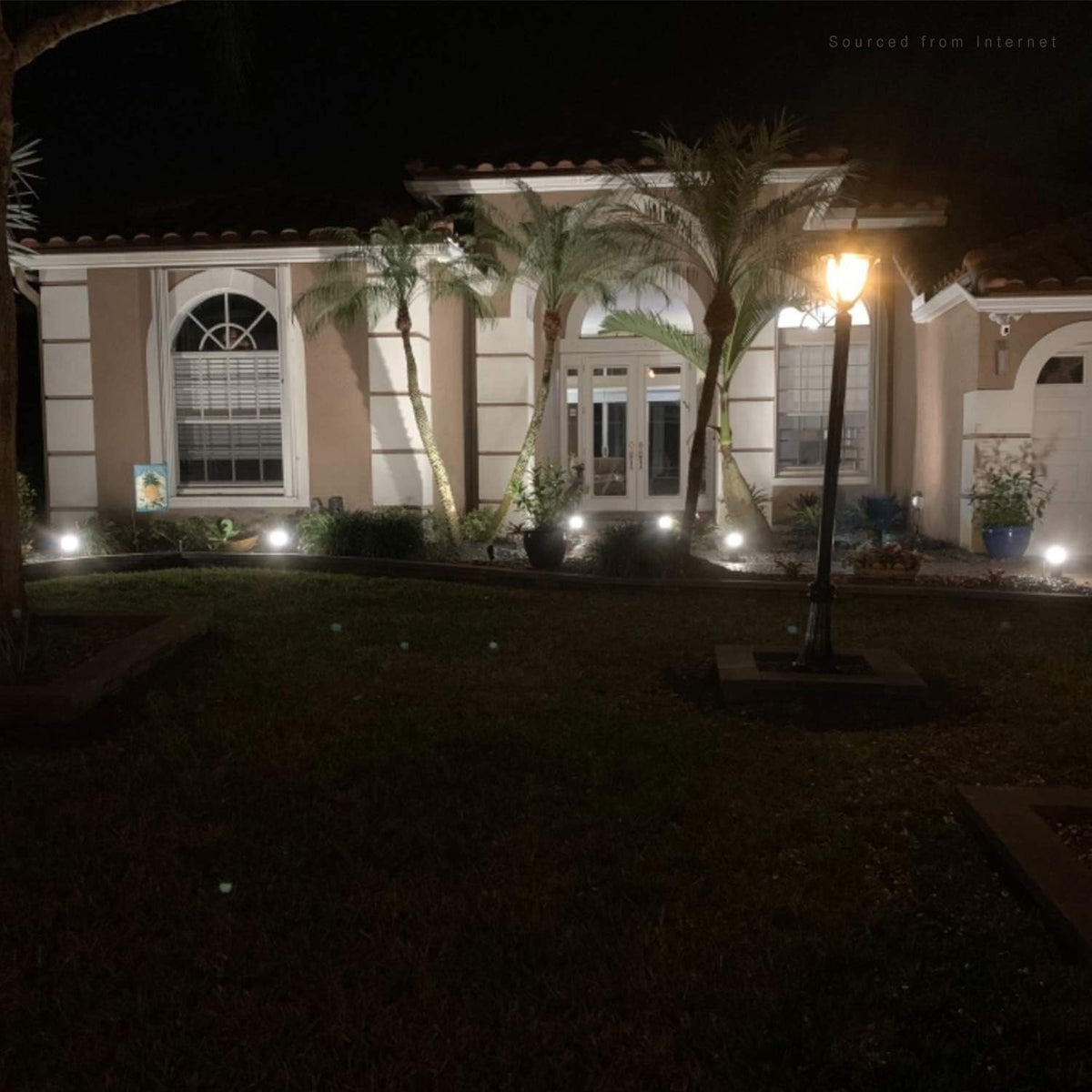8-Pack Low Voltage LED Landscape Pathway Lights, Die-cast Aluminum, 4000K Cool White E9381