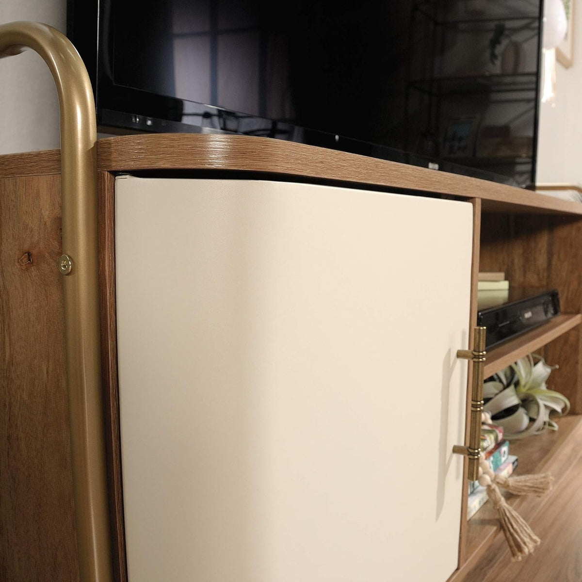 Sindoori Mango Finish Entertainment Credenza D665