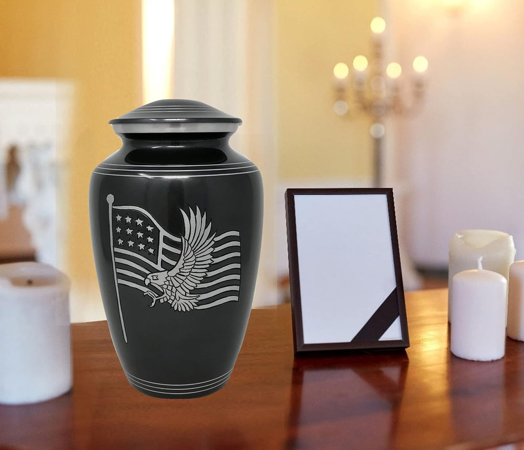 Cremation Urn with Velvet Bag H5846